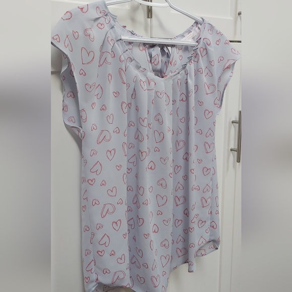 Lauren Conrad capped sleeve top - Picture 7 of 8